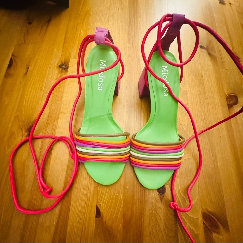 Miedosa heeled sandals